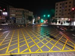 خطوط شطرنجی در وسط تقاطع نشان دهنده چیست؟